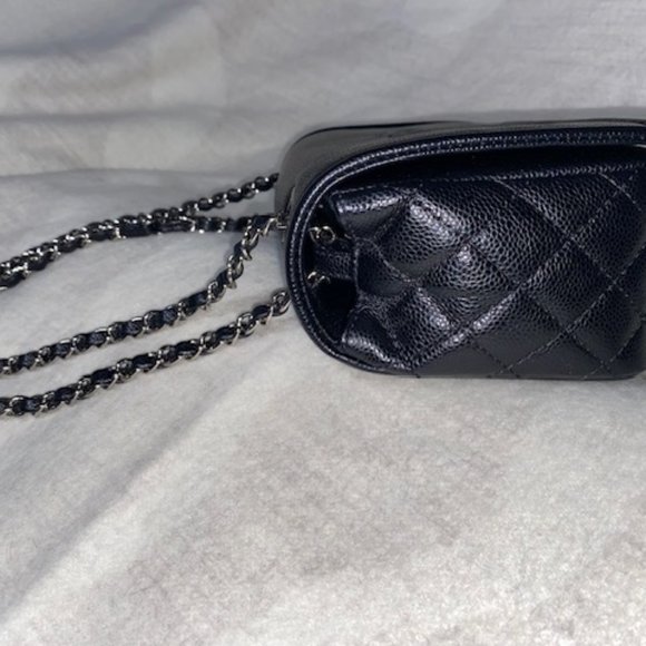 Chanel Flap Bag Caviar/Grained Calfskin Silver Hardware - Picture 5 of 15